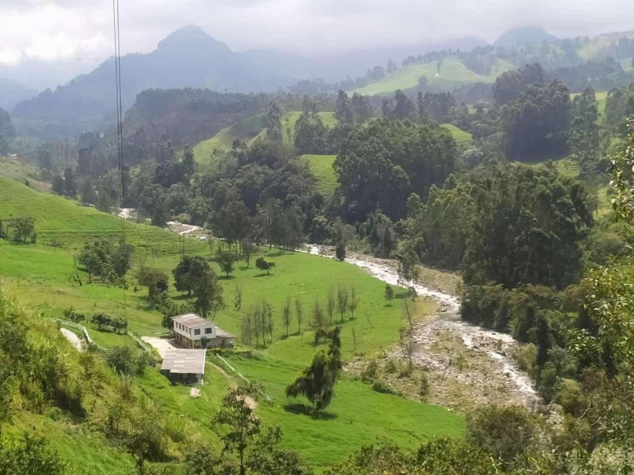 Villa La Lucia à Manizales Extérieur photo