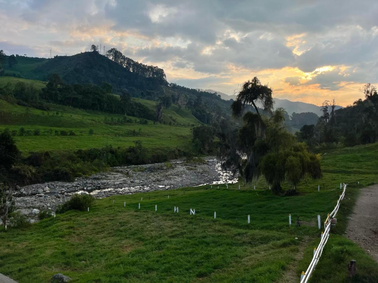 Villa La Lucia à Manizales Extérieur photo